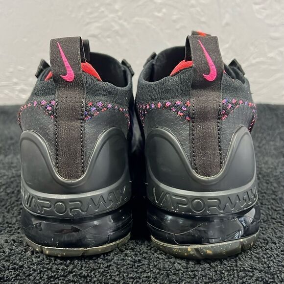 🔥🔥 NIKE Air Vapormax FLYKNIT 2021 Black/Pink/Blue Women Sz 8.5 - PERFECT - Picture 7 of 12